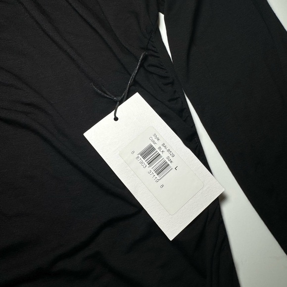 Bailey44 top size L brand new with tags stretchy material! - Picture 5 of 7